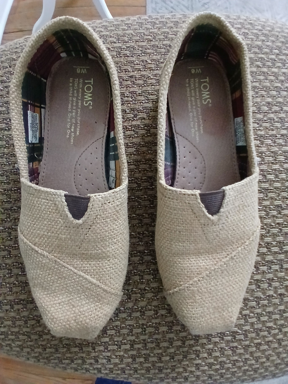 Toms Women's Natural Beige Canvas Slip-On Loafers